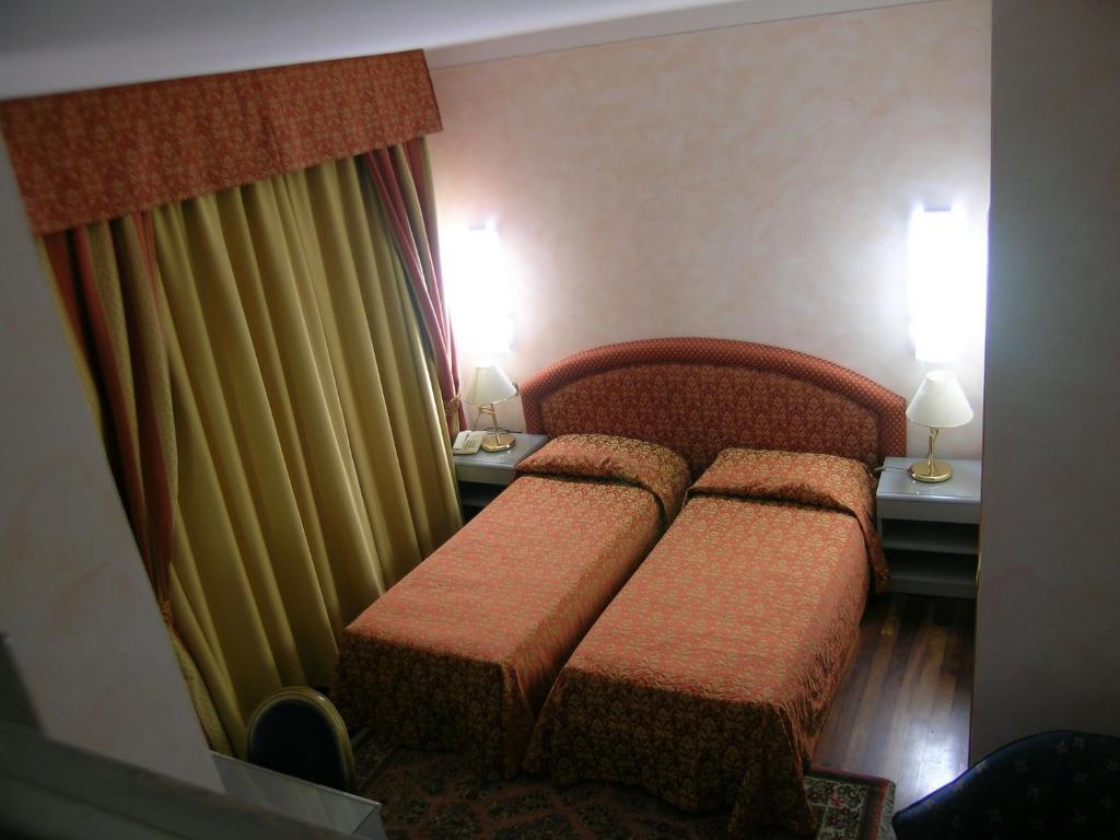 Campagna Lupia Hotel Da Vito מראה חיצוני תמונה