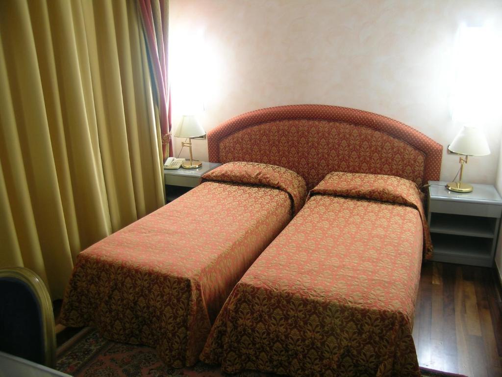 Campagna Lupia Hotel Da Vito מראה חיצוני תמונה